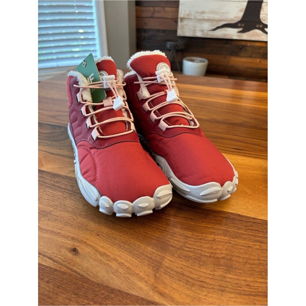 NWT New Hike Footwear Caspar Pro Red Waterproof Boots For (Unisex) Size 40
